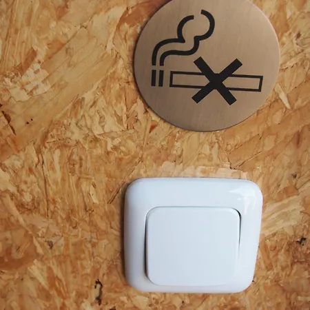 호텔 Kantje Levantje 3*